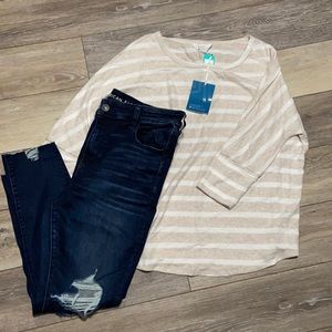Striped 3/4 sleeve top